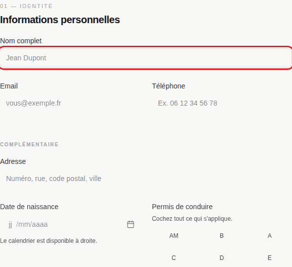 Saisie du nom complet : exemple avec surlignage rouge puis vert